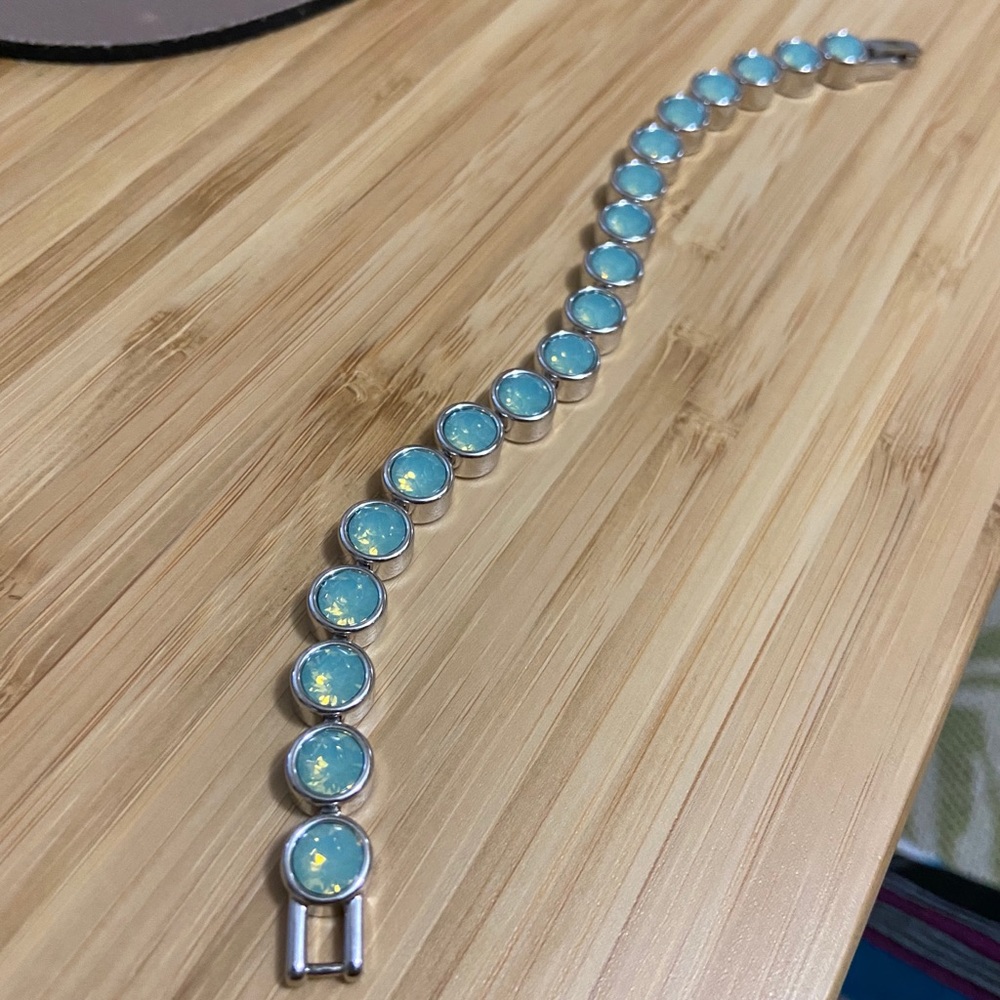 Touchstone Crystal Ice Bracelet
